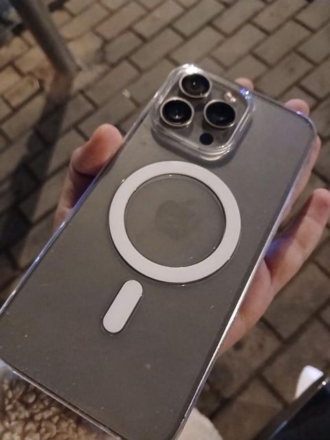 IPhone 15 Pro Max, Kredit, Barmaq izi — Bakı