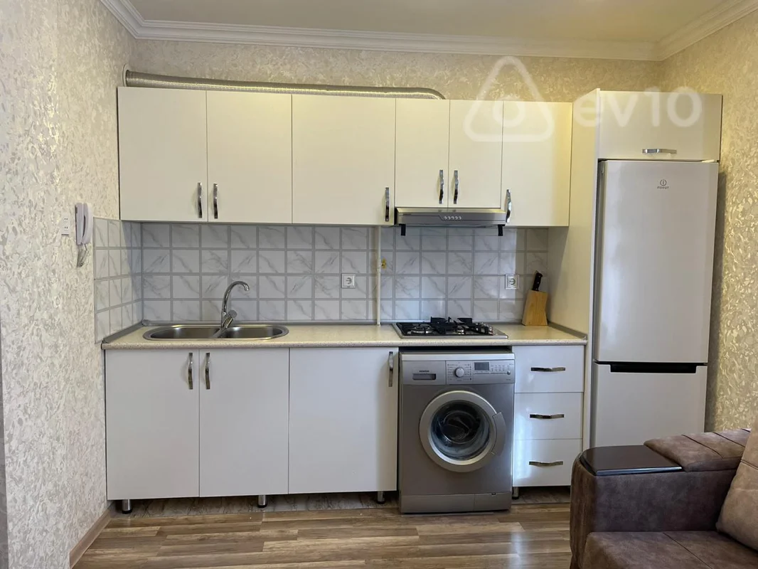 2 otaqlı mənzil, 70 m², Sabunçu rayonu Bakıxanov qəsəbəsi Səməd bəy Mehmandarov küçəsi — kirayə — Mənzil, Bakı (4)