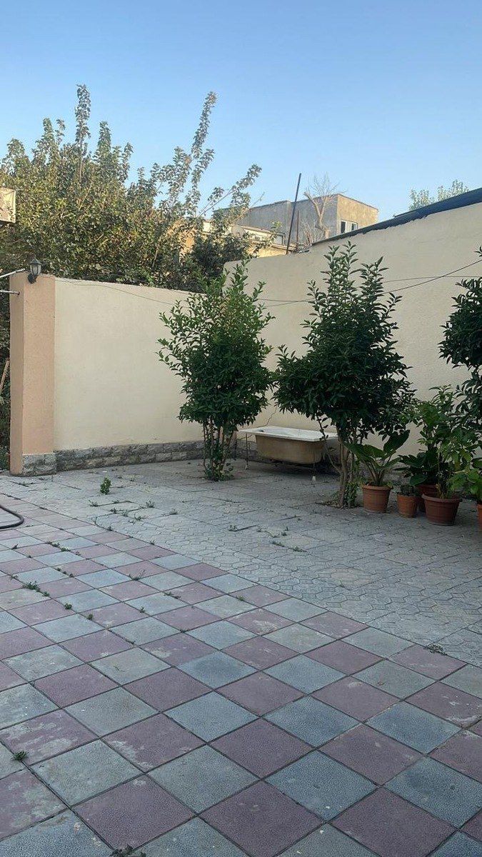 Satılır 7 otaqlı həyət evi/bağ evi 200 m² — Ev, villa, Bakı (9)
