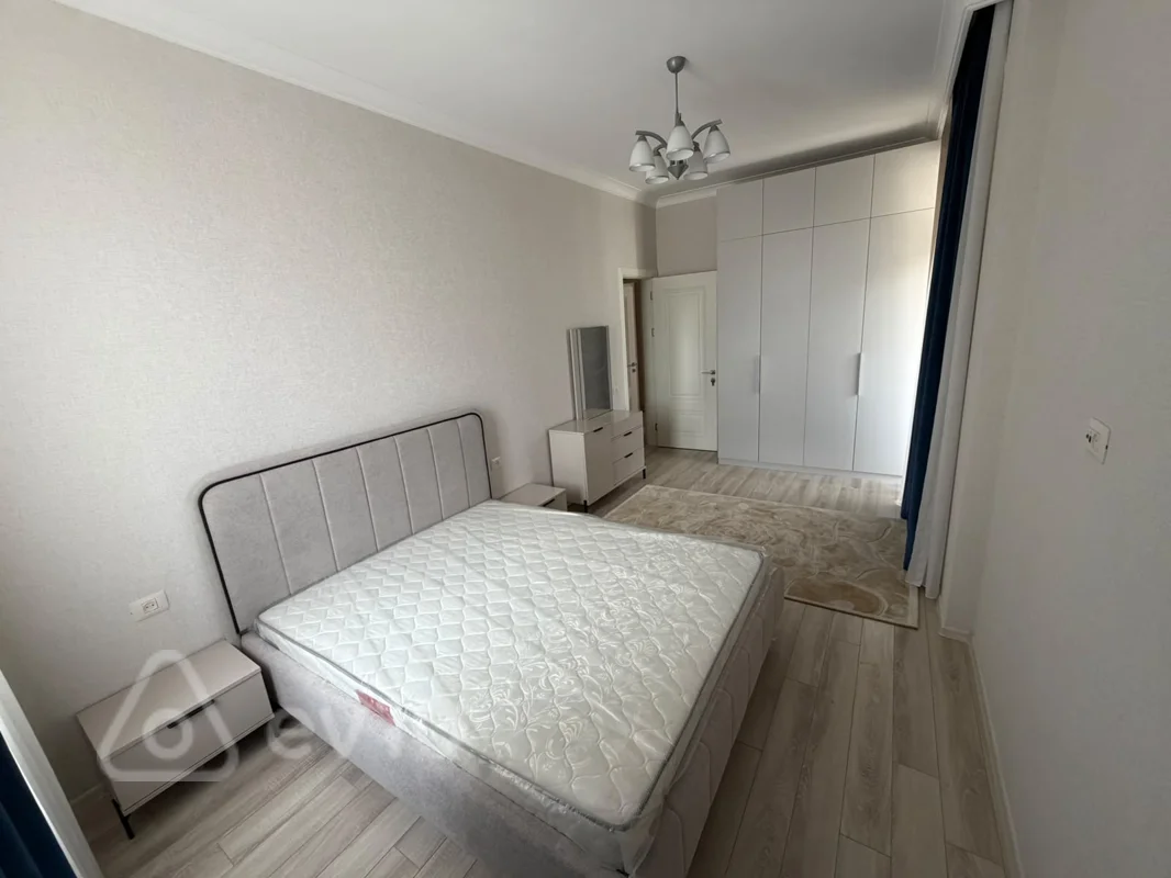 3 otaqlı mənzil, 115 m², Nəcəfqulu Rəfiyev küç. — kirayə — Mənzil, Bakı (7)