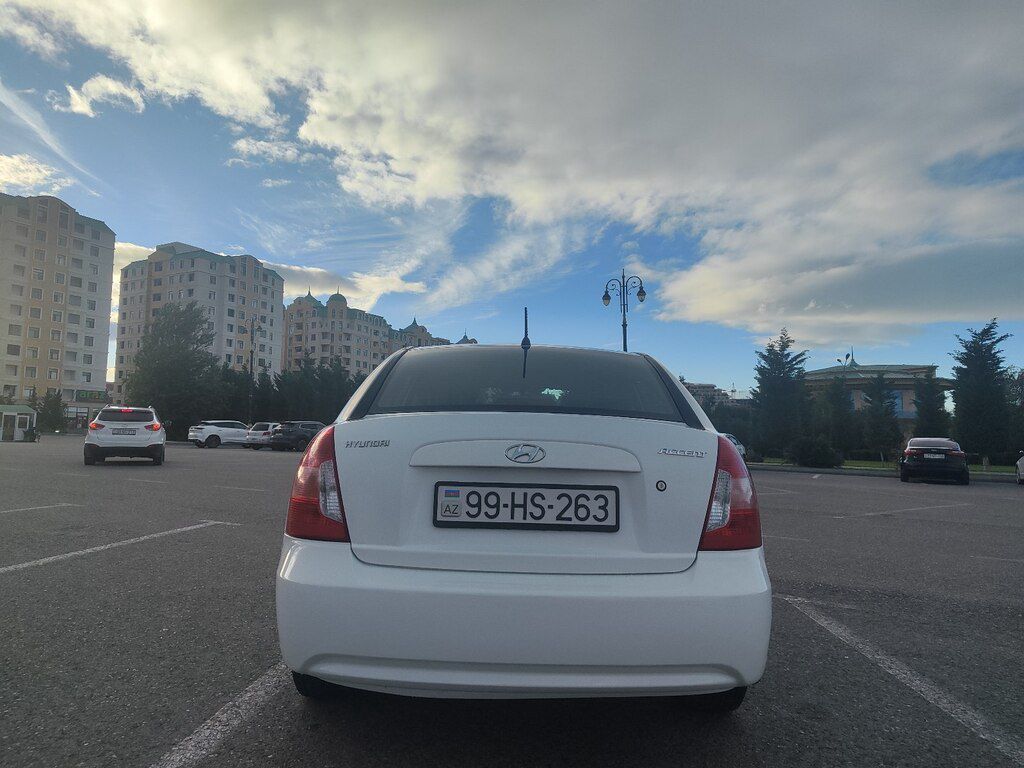 Hyundai Accent, 1.4 L, 2010 il, 290 000 km 99-HS-263 — Avtomobillər, Sumqayıt (2)