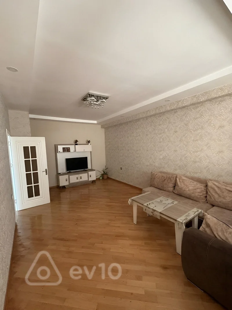 2 otaqlı mənzil, 70 m², Şamaxinka (1-ci Mikrorayon) — kirayə — Bakı