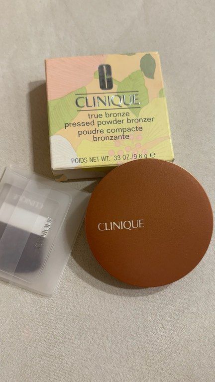 Bronzer ənlik "Clinique" — Bakı