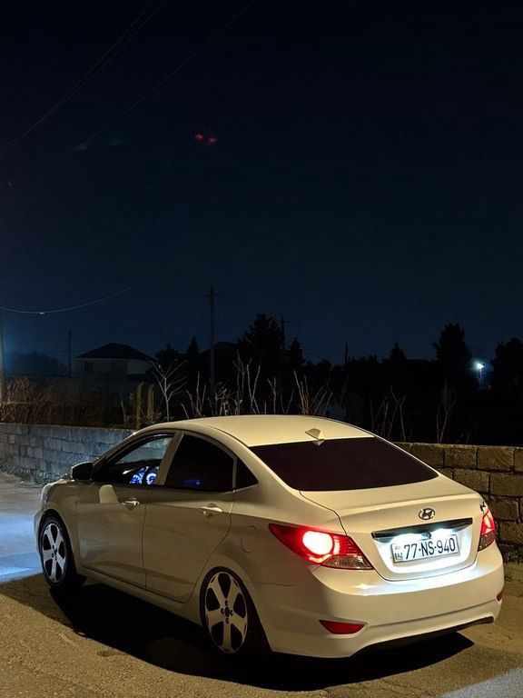 Hyundai Accent, 1.6 L, 2014 il, 300 000 km 77-NS-940 — Avtomobillər, Bakı (5)