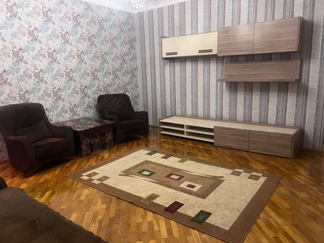 İcarəyə verilir 3 otaqlı köhnə tikili 80 m² — Mənzil, Bakı (2)