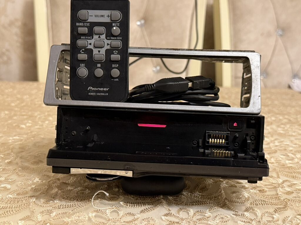 Pioneer 1-DIN avtomobil maqnitofonu Xüsusiyyətlər: - 5050 bez prablem — Avtomobil akustikası, Bakı (2)