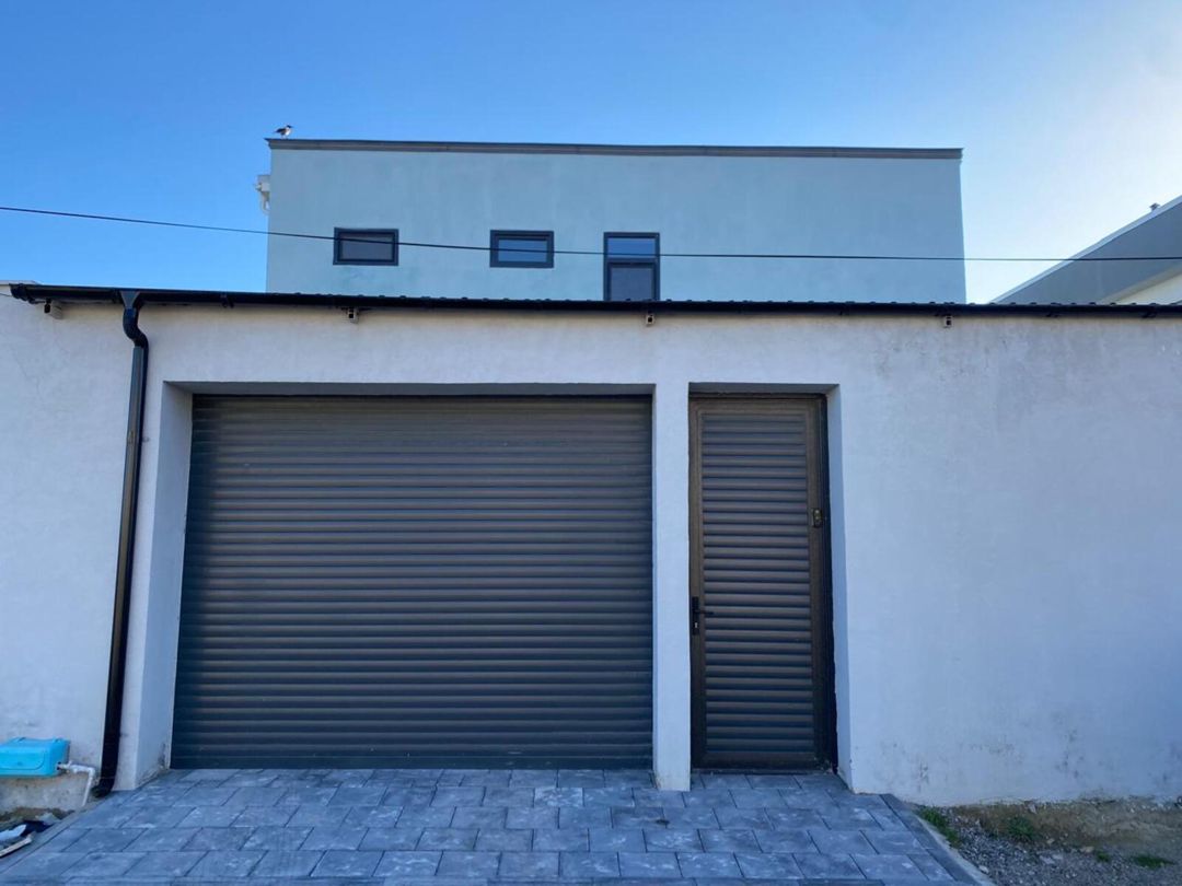 Satılır 5 otaqlı həyət evi/bağ evi 250 m² — Ev, villa, Bakı (2)