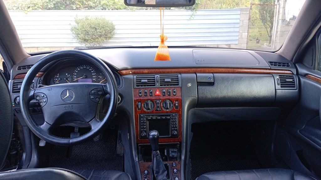Mercedes E 220, 2.2 L, 1996 il, 345 500 km 10-XT-353 — Avtomobillər, Goranboy (6)