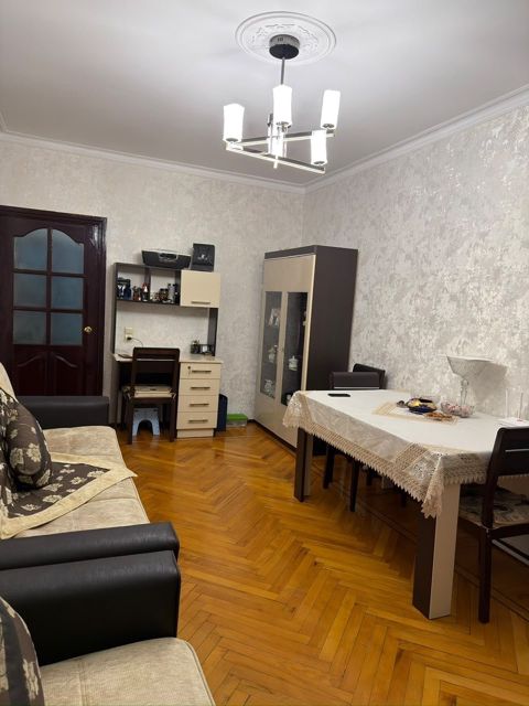 Satılır 2 otaqlı köhnə tikili 60 m² — Daire