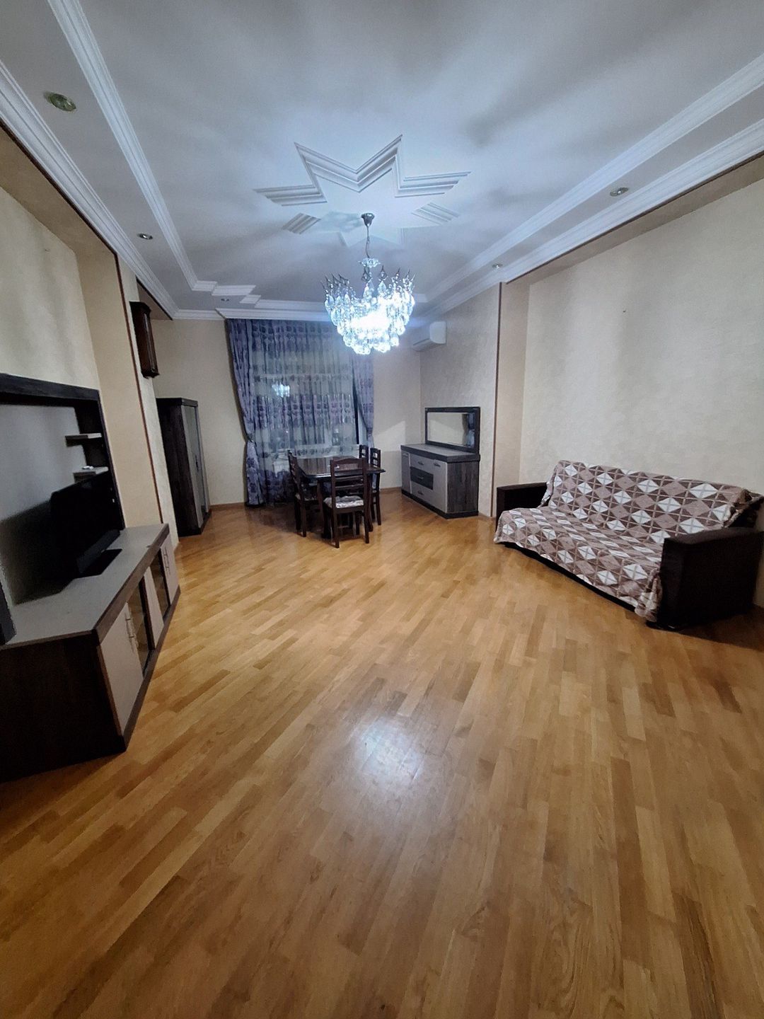 İcarəyə verilir 4 otaqlı yeni tikili 136 m² — Mənzil, Bakı (4)