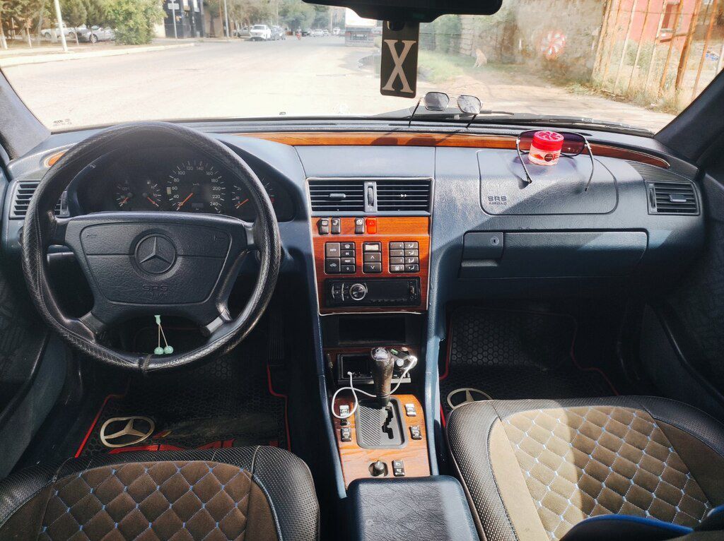 Mercedes C 180, 1.8 L, 1995 il, 350 000 km — Avtomobillər, Sumqayıt (6)