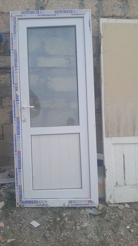 83x200 PVC giriş/qapı bloku – Karpen profilli - Material: ağ — Mingəçevir