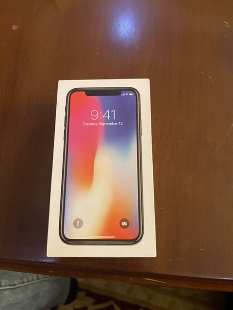 IPhone X, Gümüşü, Sənədlərlə — Pirəkəşkül