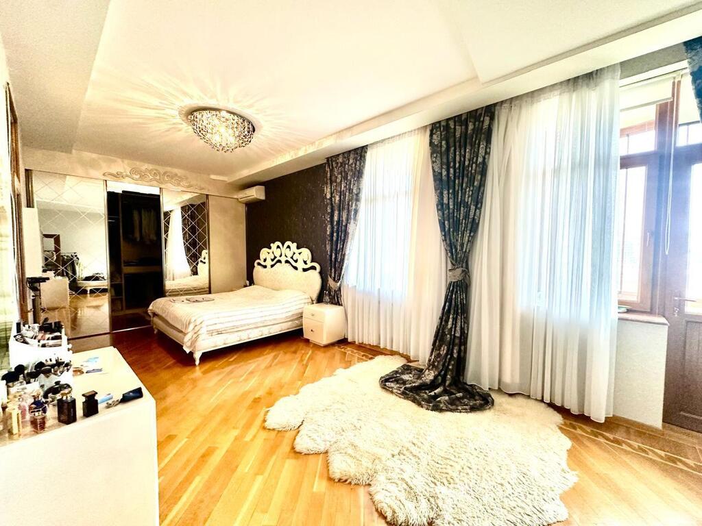 Satılır 7 otaqlı yeni tikili 324 m² — Mənzil, Bakı (11)