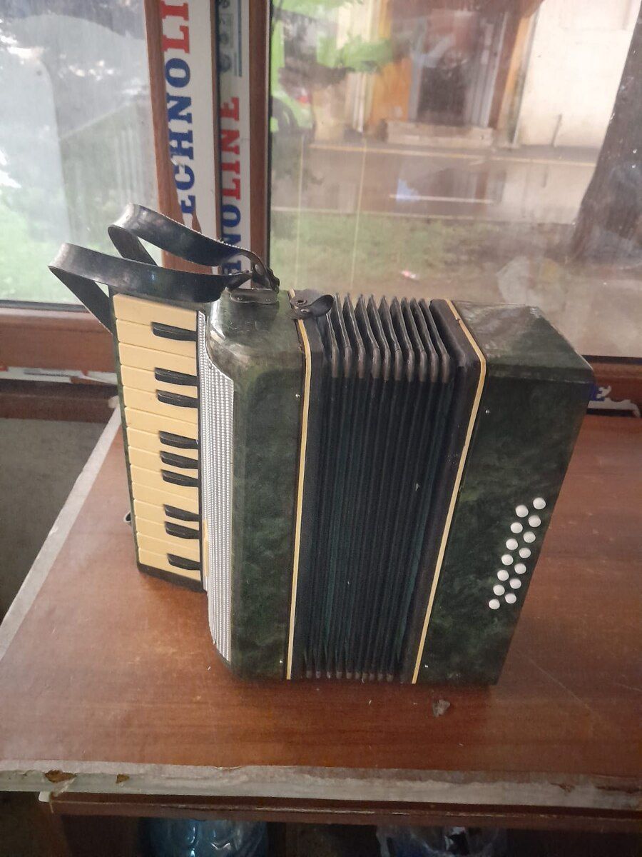 Qarmon — Musiqiə alətləri, Bakı