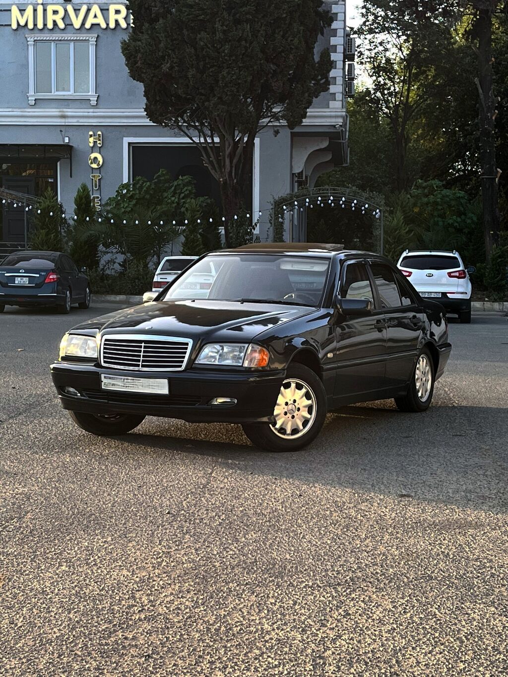 Mercedes-Benz C-Class: 2 l 2000 il Sedan — Avtomobillər, Lənkəran