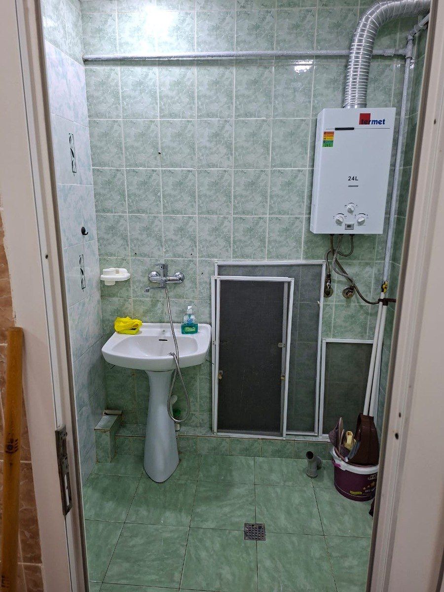 Satılır 2 otaqlı köhnə tikili 60 m² — Mənzil, Bakı (9)
