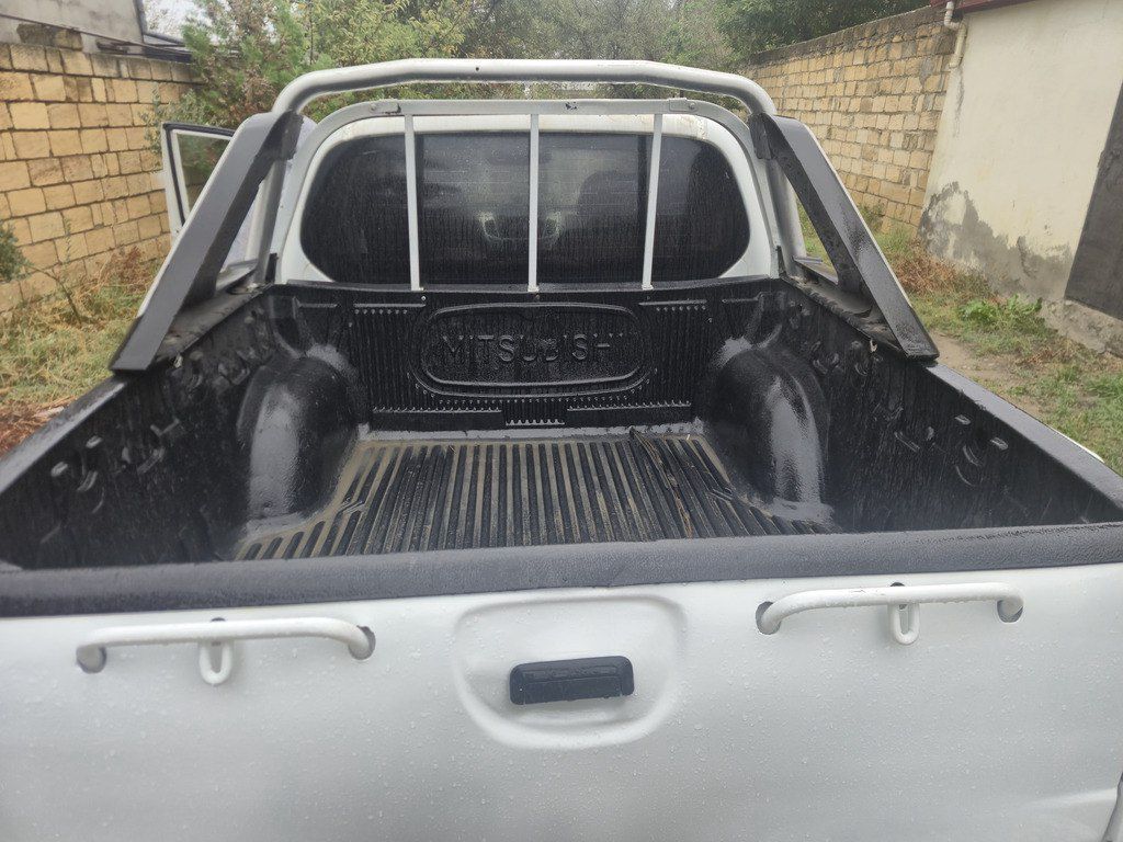 Mitsubishi L200, 2.5 L, 2006 il, 557 200 km — Avtomobillər, Bakı (5)