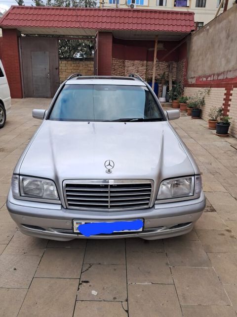 Mercedes C 220, 2.2 L, 2000 il, 340 868 km — Bakı