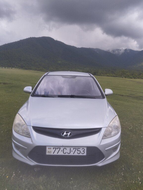 Hyundai i30, 1.4 L, 2010 il, 324 000 km 77-CJ-753 — Avtomobillər, Zaqatala (2)