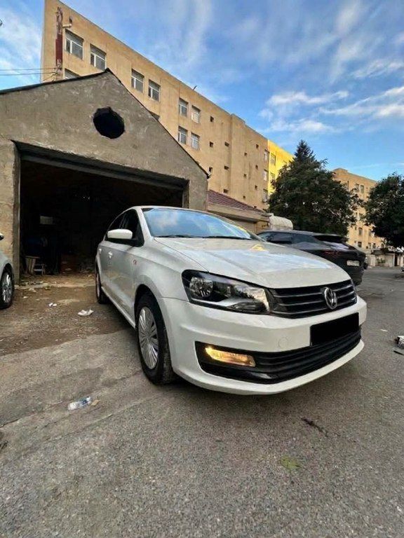 Volkswagen Polo, 1.6 L, 2018 il, 137 000 km — Avtomobillər, Bakı (2)