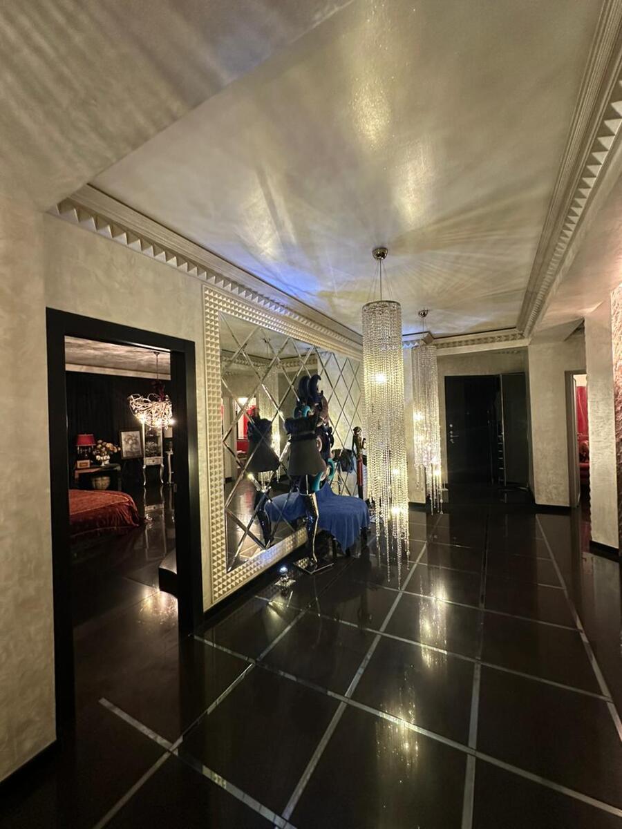 Satılır 4 otaqlı yeni tikili 200 m² — Mənzil, Bakı (2)