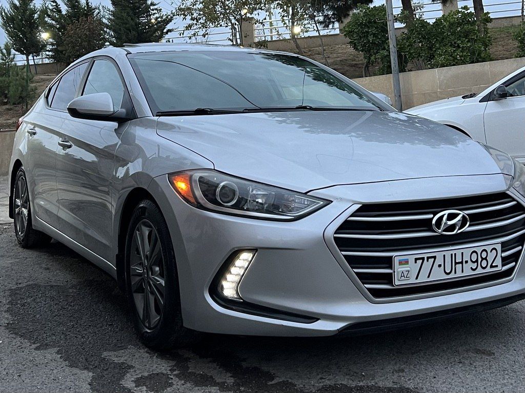 Hyundai Elantra, 2.0 L, 2018 il, 238 183 km 77-UH-982 — Avtomobillər, Bakı (7)