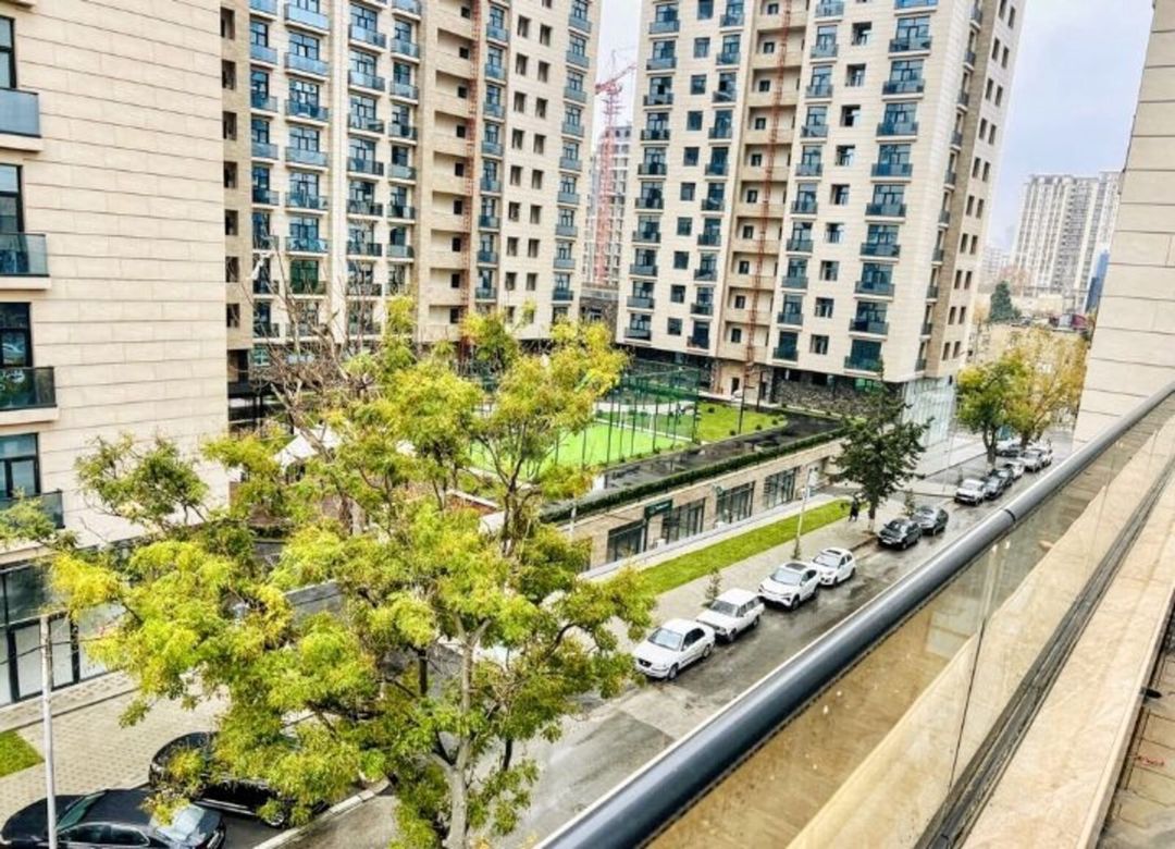 Satılır 4 otaqlı yeni tikili 195 m² — Mənzil, Bakı (12)