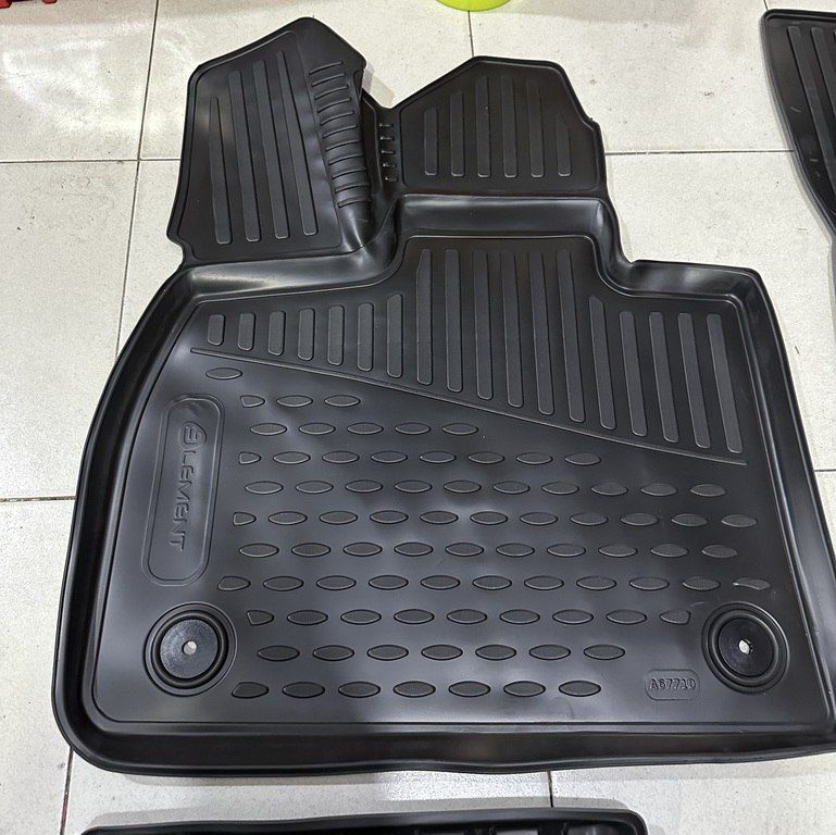 "LiXiang L9 2024-2025" poliuretan ayaqaltıları — Ehtiyat hissələri və aksesuarlar, Bakı (2)
