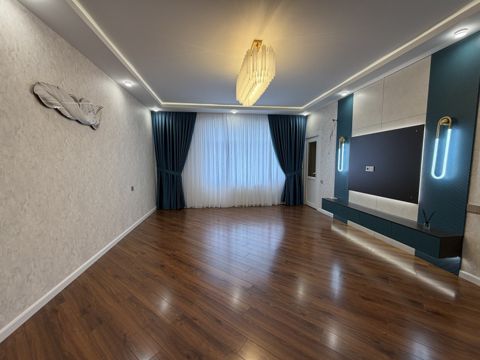 Satılır 2 otaqlı yeni tikili 84 m² — Bakı
