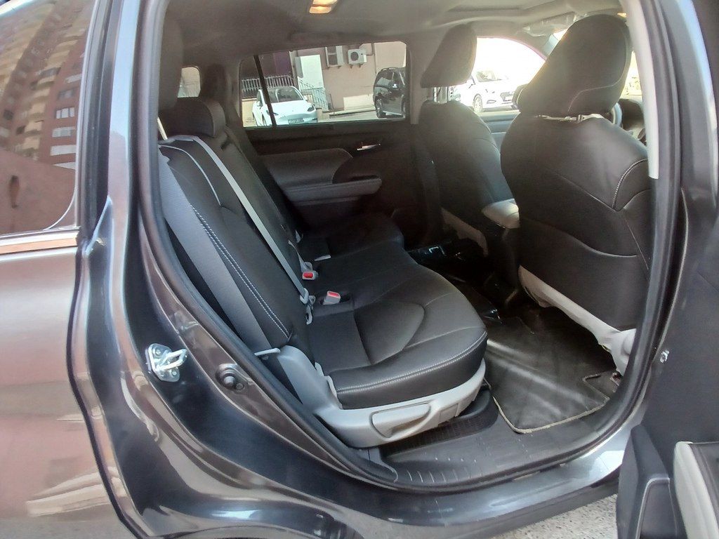 Toyota Highlander, 2.5 L, 1.6 kWh, 2022 il, 26 000 km — Avtomobillər, Bakı (3)