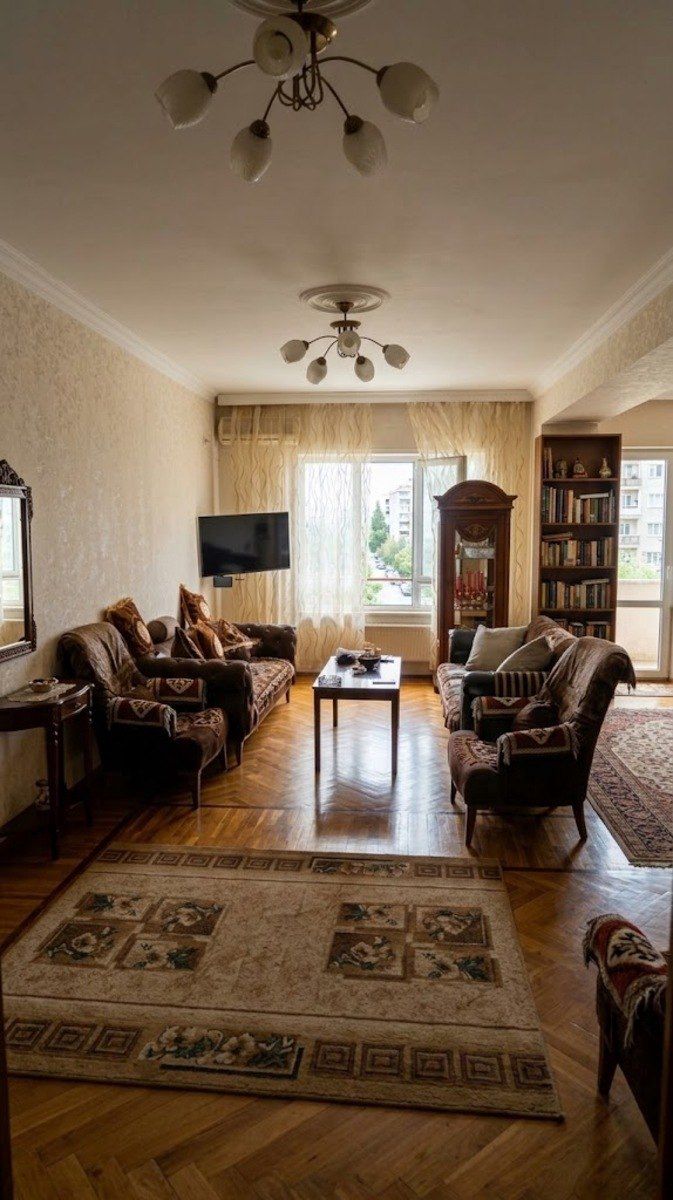Satılır 4 otaqlı köhnə tikili 100 m² — Mənzil, Bakı (3)