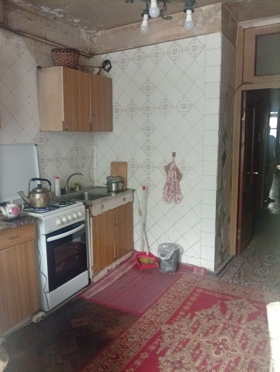 Satılır 5 otaqlı köhnə tikili 115 m² — Mənzil, Bakı (2)