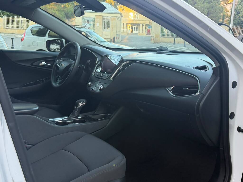 Chevrolet Malibu, 1.5 L, 2021 il, 98 000 km — Avtomobillər, Bakı (9)