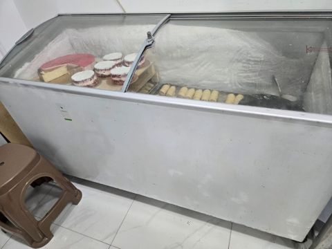 Şüşəli dondurucu — Bakı