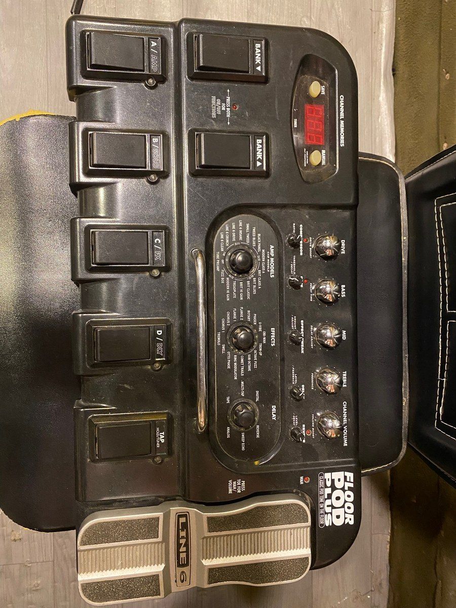 Floor pod plus line gitara prosessor — Musiqiə alətləri, Bakı (3)