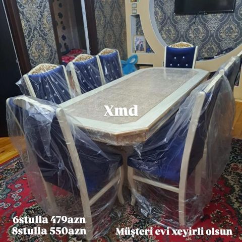Klassik üslubda yemək otağı dəsti: oval formalı geniş stol və mavi — Bakı