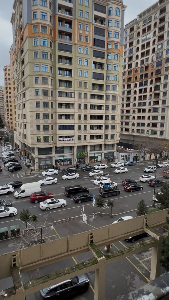 Satılır 3 otaqlı köhnə tikili 75 m² — Mənzil, Bakı (3)