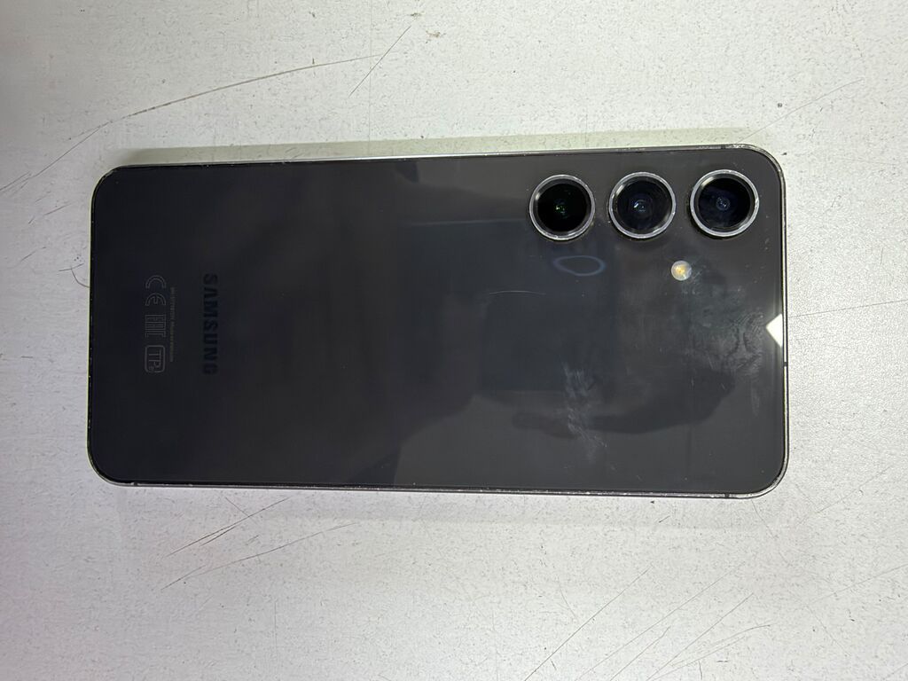 Samsung Galaxy S24 FE, 128 GB, rəng - Boz, Barmaq izi — Samsung, Bakı (2)