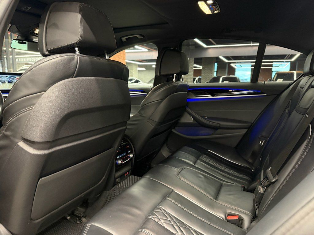 BMW 530e, 2.0 L, 12 kWh, 2021 il, 80 000 km — Avtomobillər, Bakı (10)
