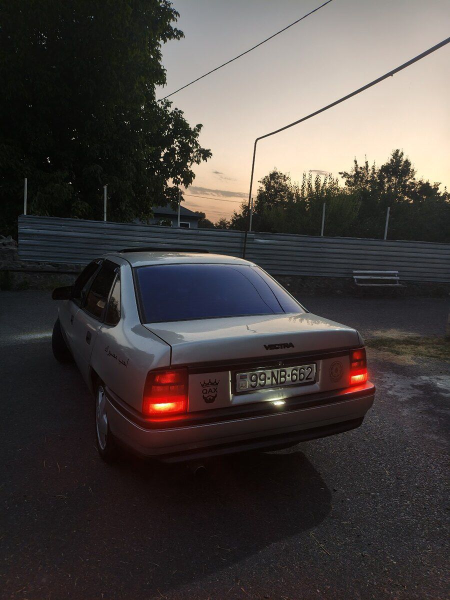Opel Vectra, 1990 il 99-NB-662 — Avtomobillər, Qax (7)