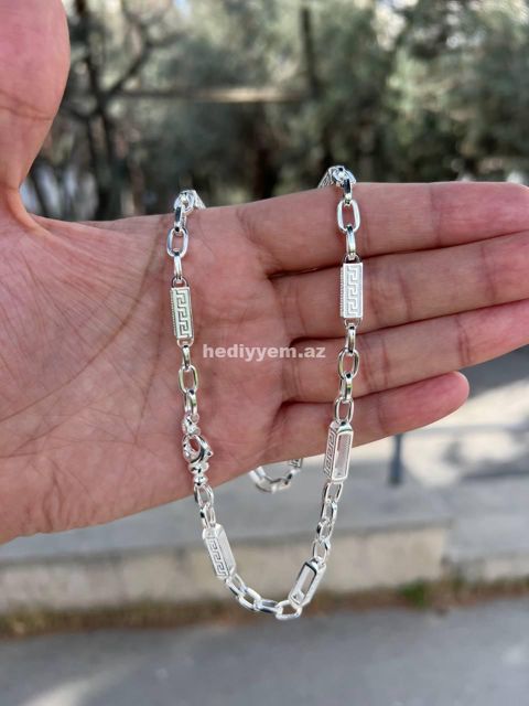 Versace Gumus Boyunbagi Kisi №829 — Necklaces and chains