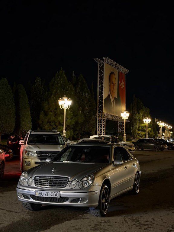 Mercedes E 320, 3.2 L, 2002 il, 300 000 km 90-ZP-560 — Avtomobillər, Gəncə