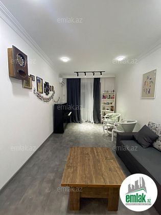 Satılır 3 otaqlı 90 m² köhnə tikili Y.Günəşli — Mənzil