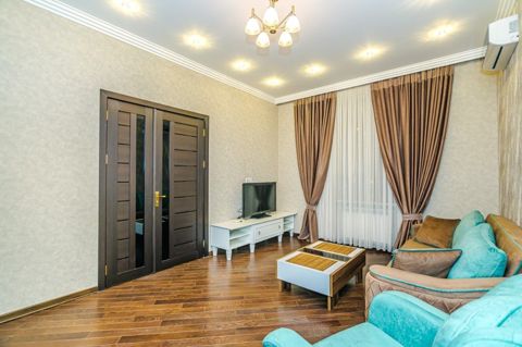 İcarəyə verilir 2 otaqlı köhnə tikili 80 m² — Bakı