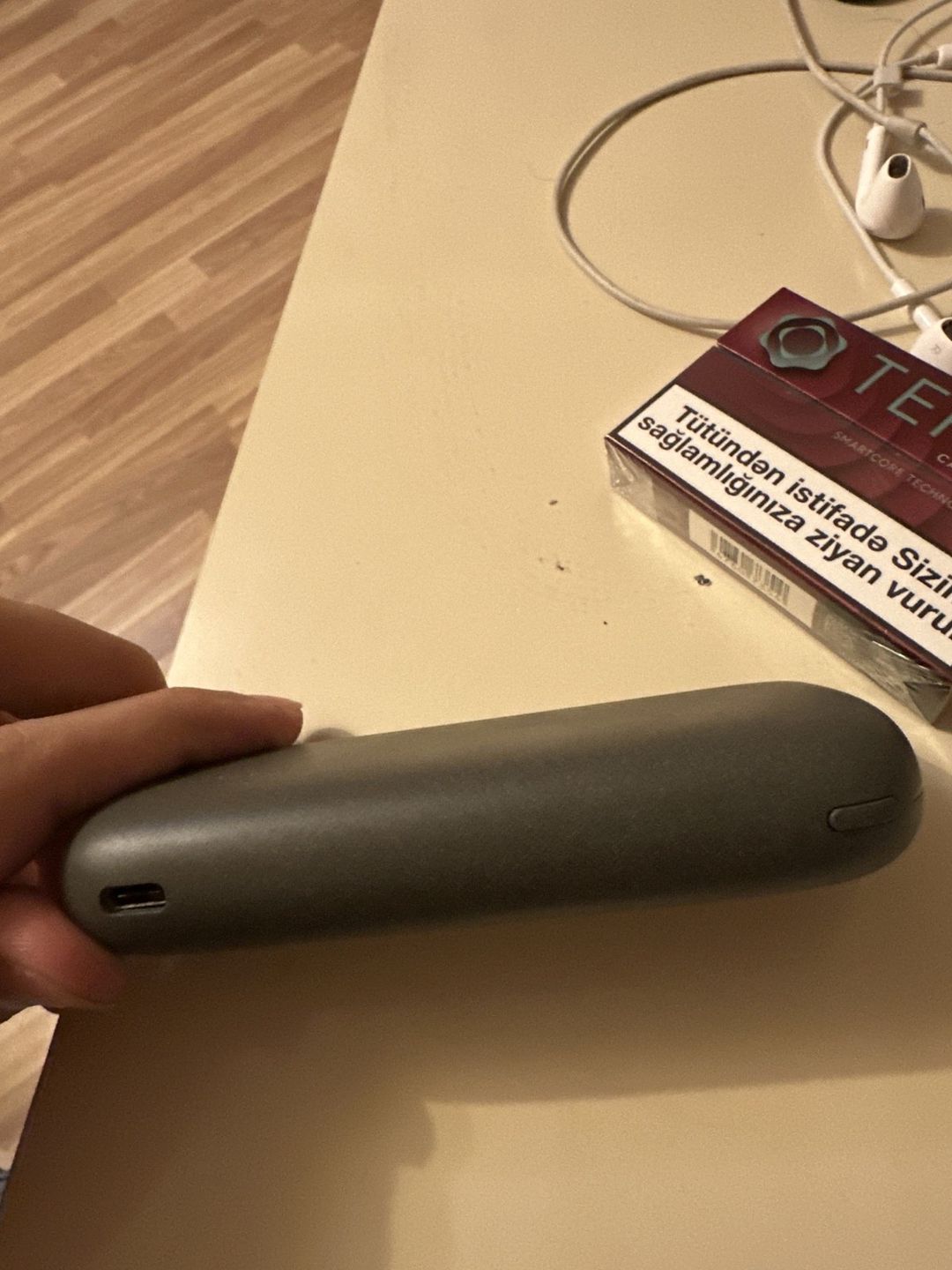 Tütün qızdırıcısı İqos — Elektronik siqaretlər, Bakı (2)