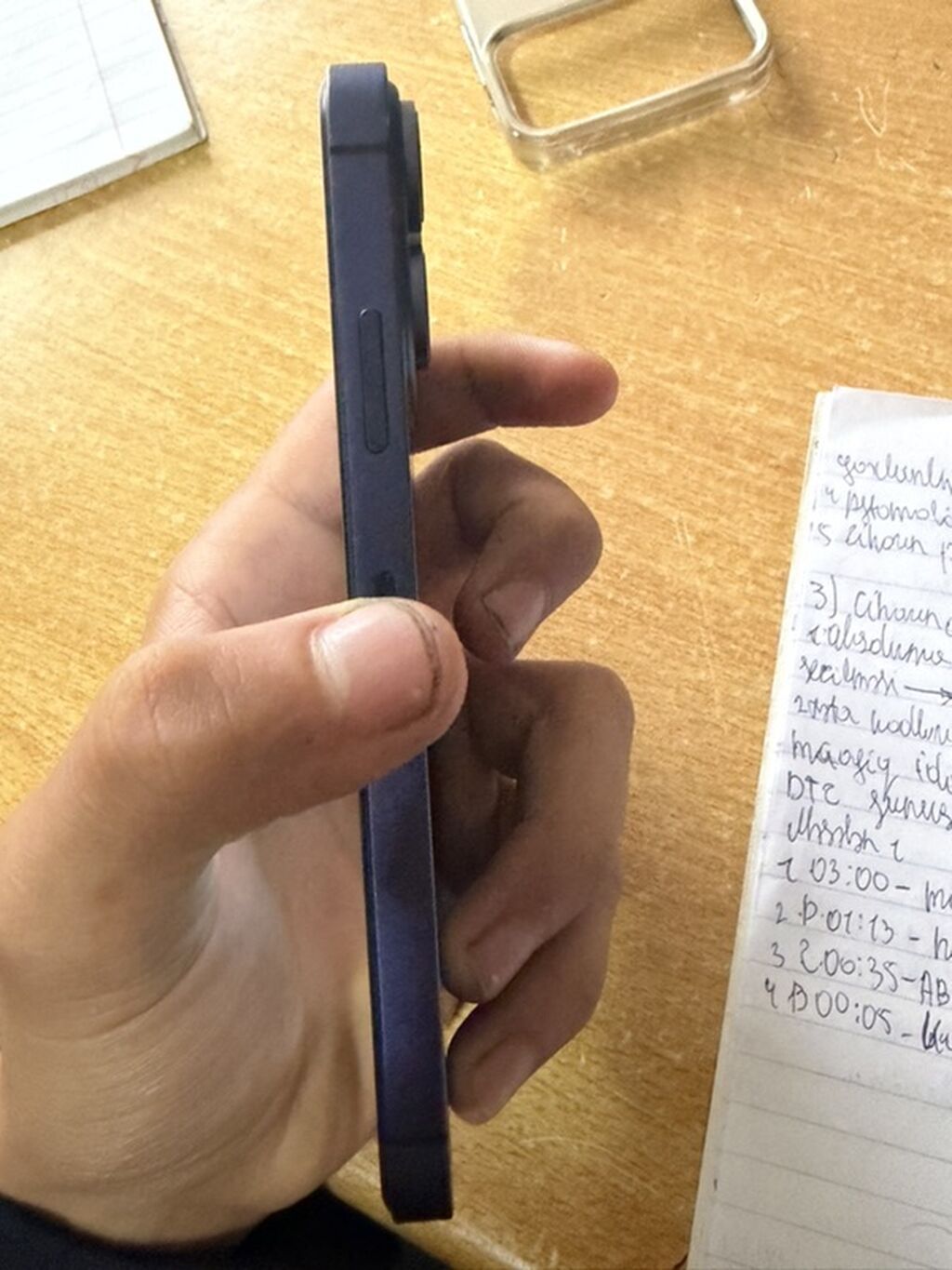 IPhone 17 Pro, 64 GB, Mavi, Qırıq — Apple iPhone, Xaçmaz (4)