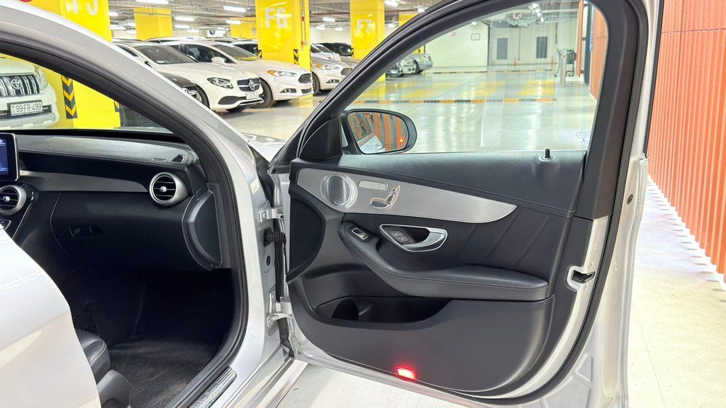 Mercedes C 300 4MATIC, 2.0 L, 2015 il, 173 356 km — Avtomobillər, Gəncə (6)