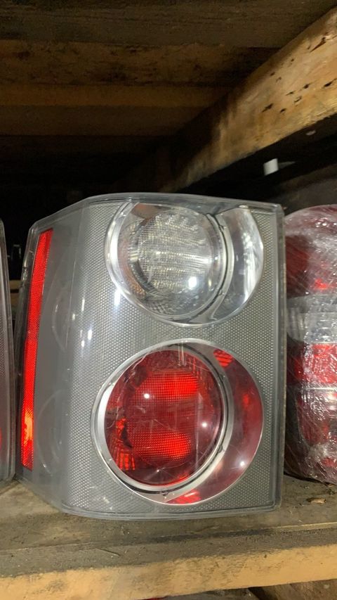"Range Rover 2006" stop farası — 100 ₼ · Bakı · Ehtiyat hissələri və aksesuarlar "Range Rover 2006" stop farası — Bakı