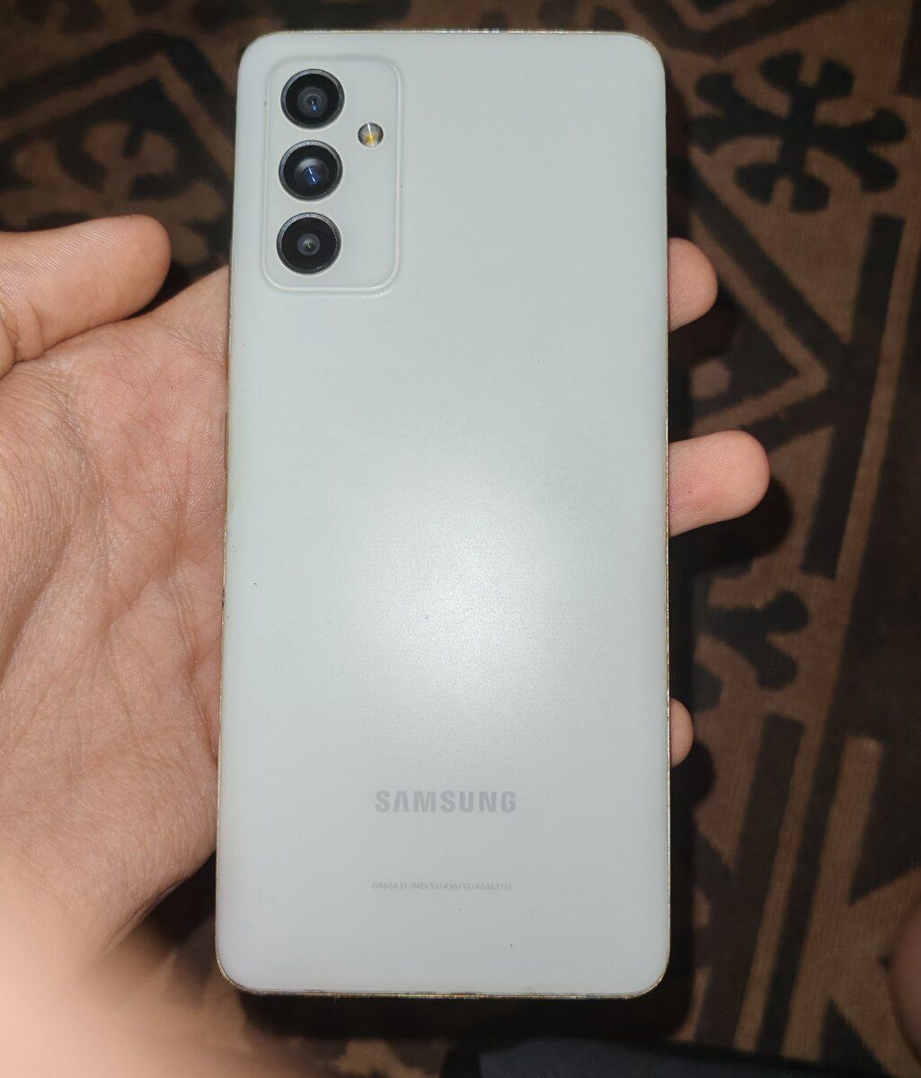 Samsung Galaxy Quantum 2 White 128GB/6GB — Smartfonlar, Bakı (3)